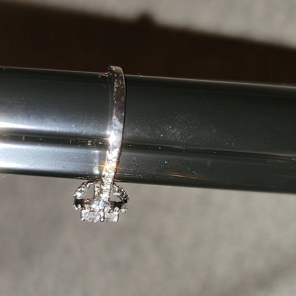 Floating Halo Ring - Picture 7 of 9